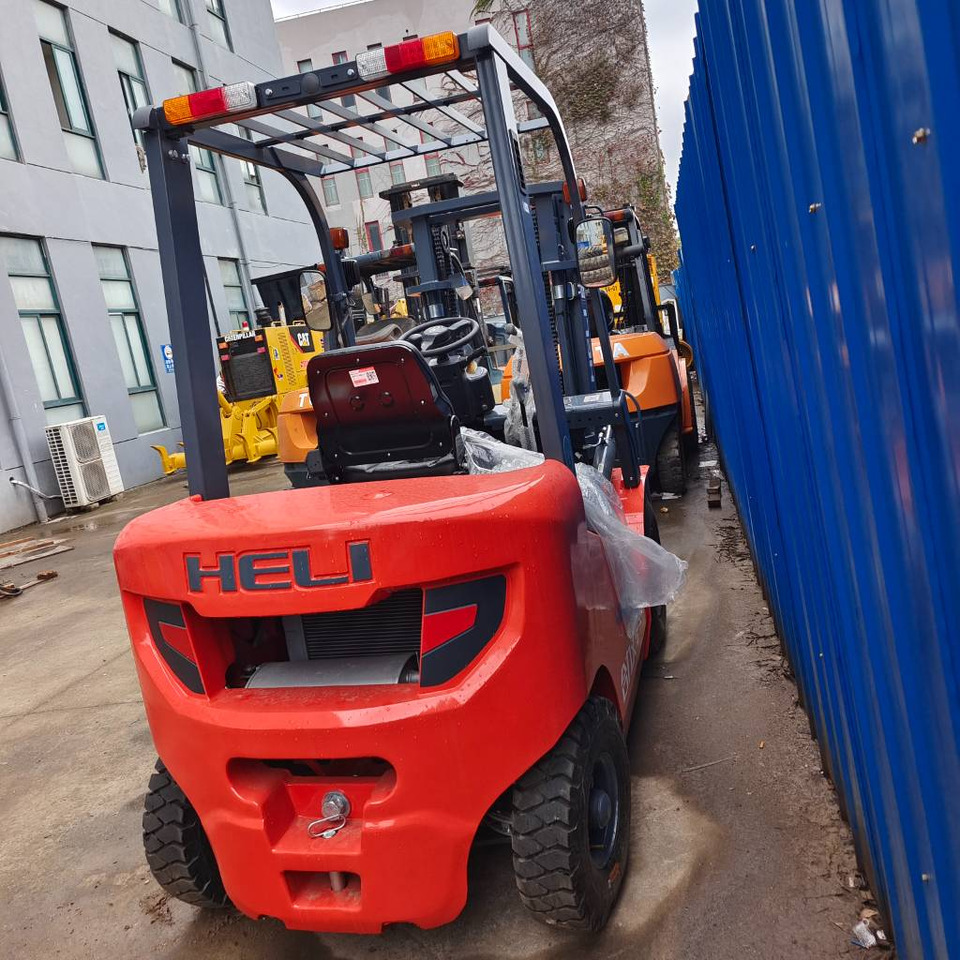 Heli FD30 - Diesel heftruck: afbeelding 4 Heli FD30 - Diesel heftruck: afbeelding 4