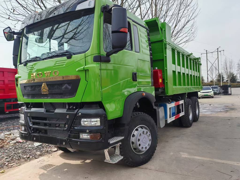 Howo 371 6X4 - Kipper vrachtwagen: afbeelding 3 Howo 371 6X4 - Kipper vrachtwagen: afbeelding 3