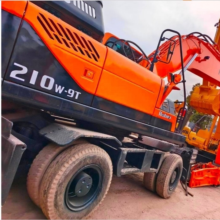 Hyundai 210 w-9 - Rupsgraafmachine: afbeelding 4 Hyundai 210 w-9 - Rupsgraafmachine: afbeelding 4