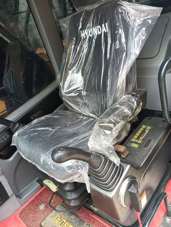 Hyundai 220 LC-9S - Rupsgraafmachine: afbeelding 3 Hyundai 220 LC-9S - Rupsgraafmachine: afbeelding 3