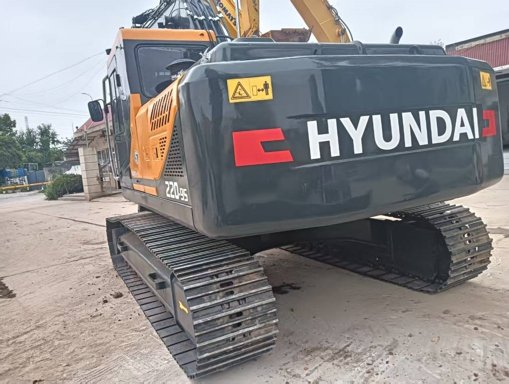 Hyundai 220 LC-9S - Rupsgraafmachine: afbeelding 5 Hyundai 220 LC-9S - Rupsgraafmachine: afbeelding 5