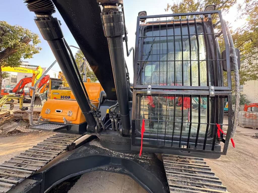 Hyundai 220lc - Rupsgraafmachine: afbeelding 4 Hyundai 220lc - Rupsgraafmachine: afbeelding 4