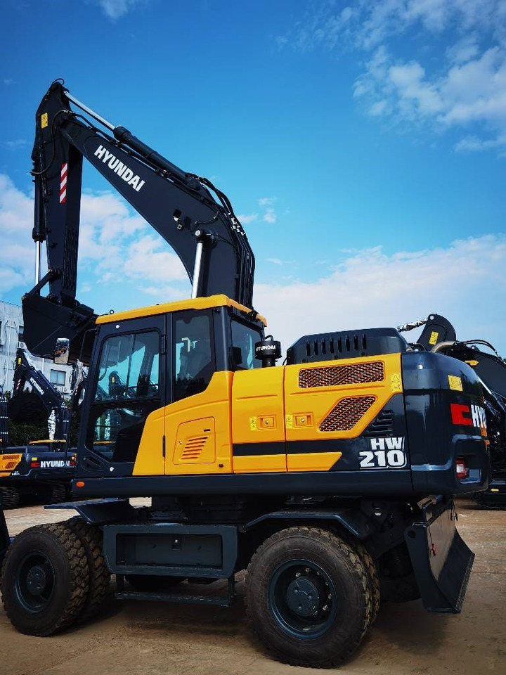 Hyundai HW 210 A - Mobiele graafmachine: afbeelding 3 Hyundai HW 210 A - Mobiele graafmachine: afbeelding 3