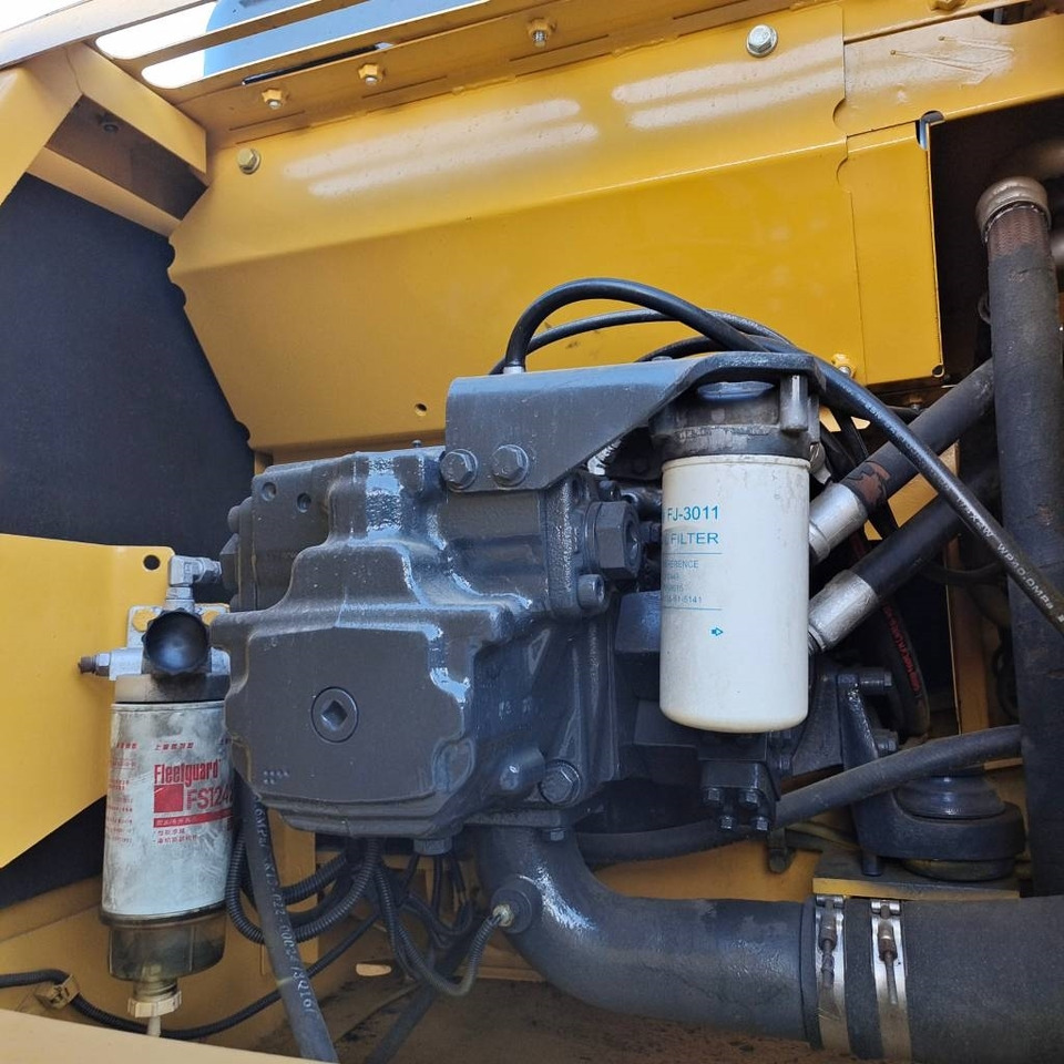 Komatsu PC 200-8 - Rupsgraafmachine: afbeelding 3 Komatsu PC 200-8 - Rupsgraafmachine: afbeelding 3