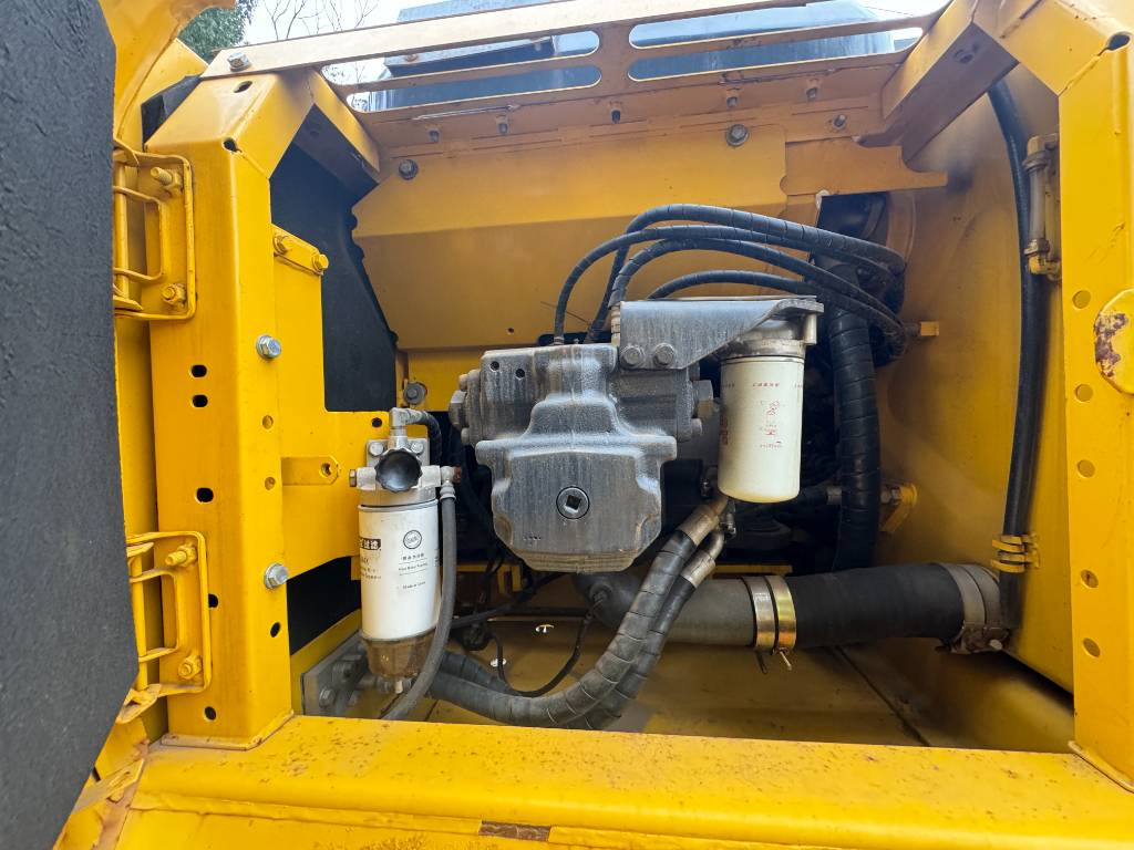 Komatsu PC 210 LCD-8 - Rupsgraafmachine: afbeelding 2 Komatsu PC 210 LCD-8 - Rupsgraafmachine: afbeelding 2
