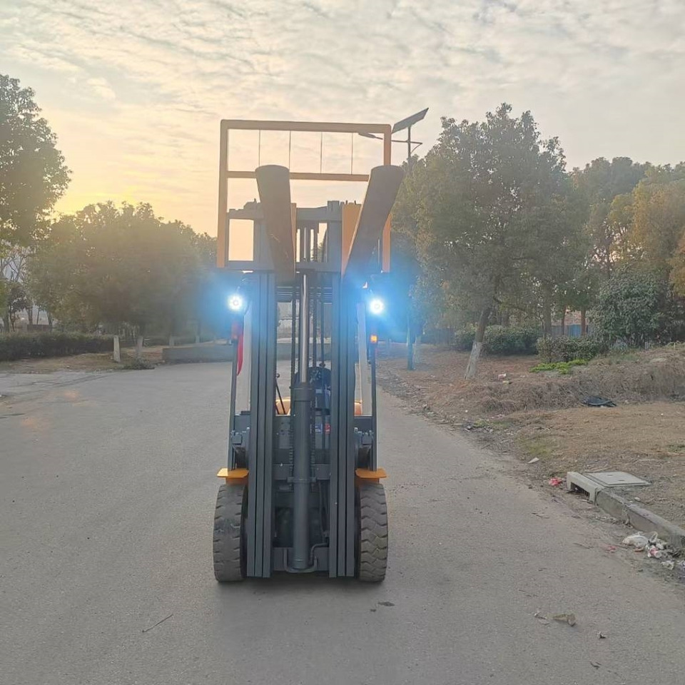 TCM FD 30 - Diesel heftruck: afbeelding 5 TCM FD 30 - Diesel heftruck: afbeelding 5