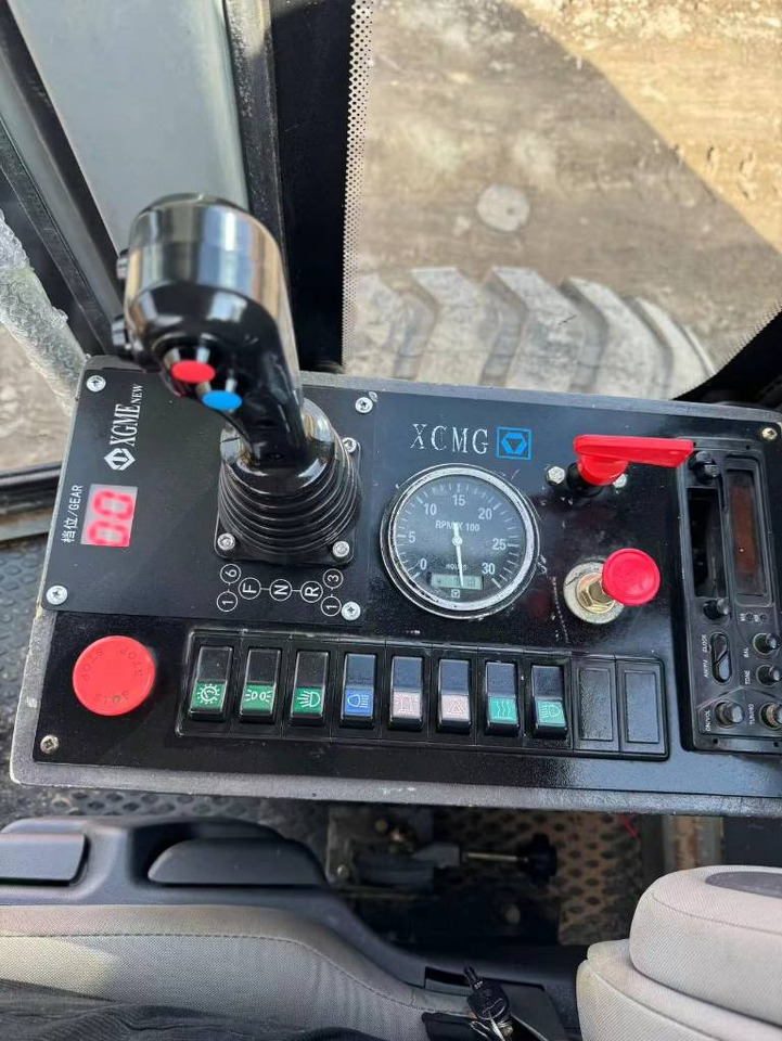 XCMG GR 2153 - Grader: afbeelding 2 XCMG GR 2153 - Grader: afbeelding 2
