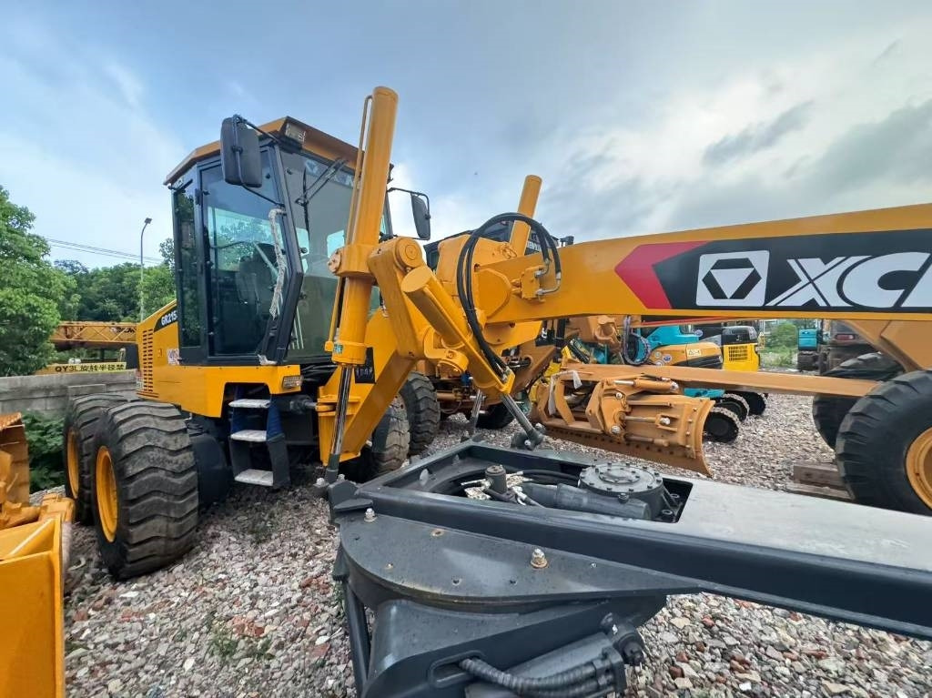 XCMG GR 2153 - Grader: afbeelding 2 XCMG GR 2153 - Grader: afbeelding 2
