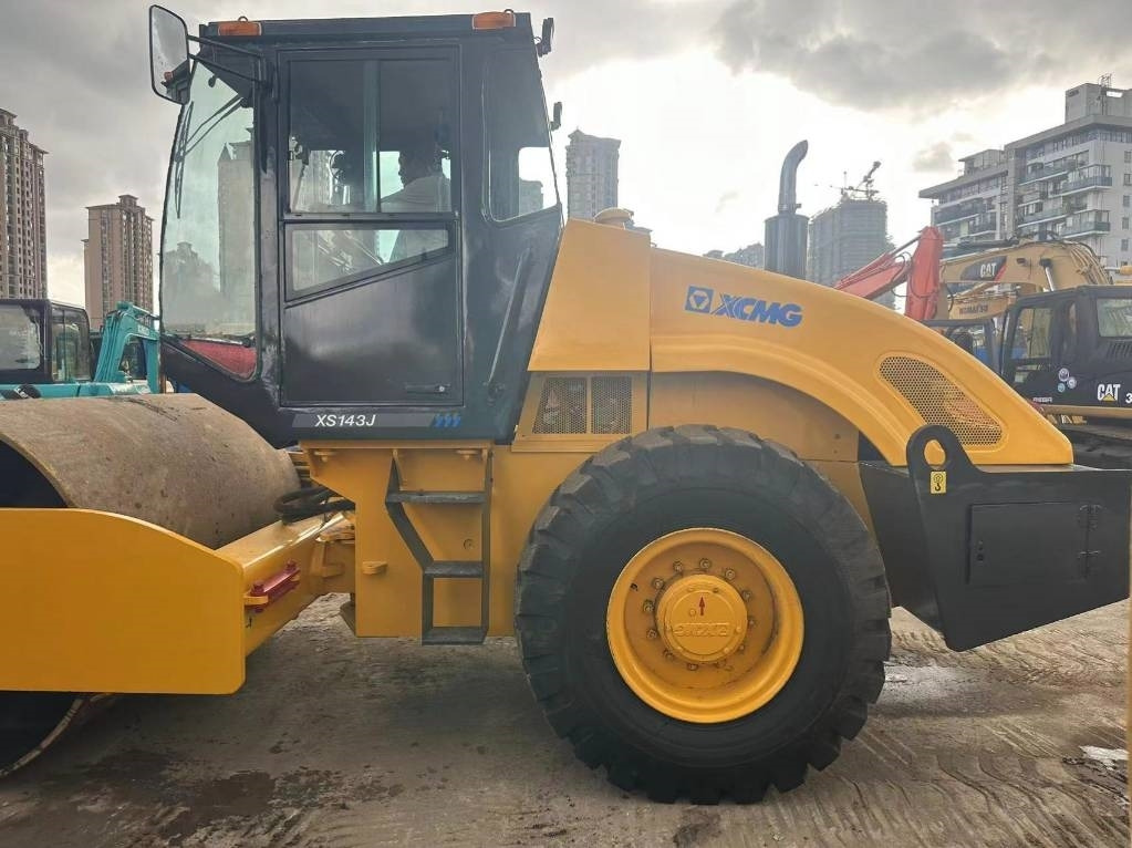 XCMG XS 143J - Rupsgraafmachine: afbeelding 4 XCMG XS 143J - Rupsgraafmachine: afbeelding 4