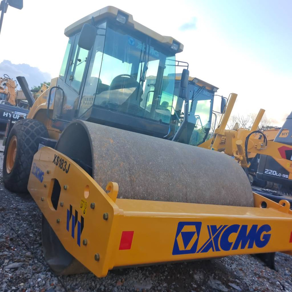XCMG XS 183 J - Schapenpootwals/ Grondverdichter: afbeelding 4 XCMG XS 183 J - Schapenpootwals/ Grondverdichter: afbeelding 4