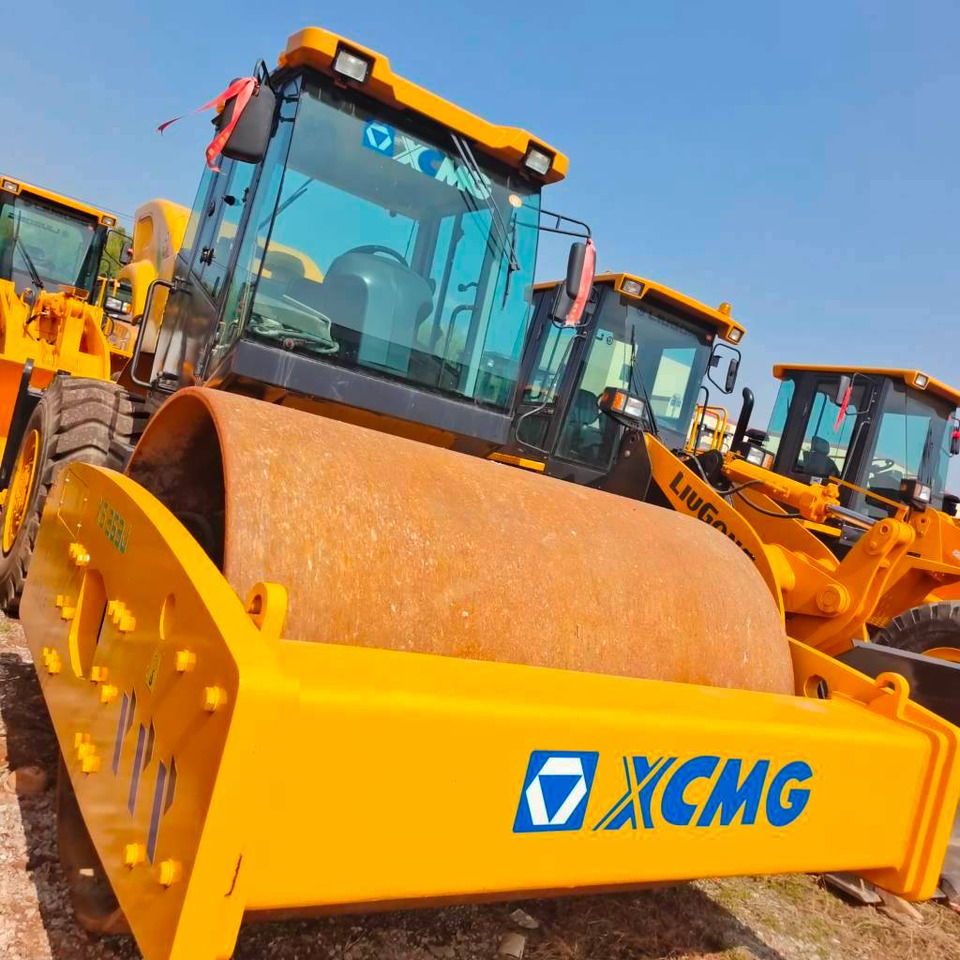 XCMG XS263J - Schapenpootwals/ Grondverdichter: afbeelding 4 XCMG XS263J - Schapenpootwals/ Grondverdichter: afbeelding 4