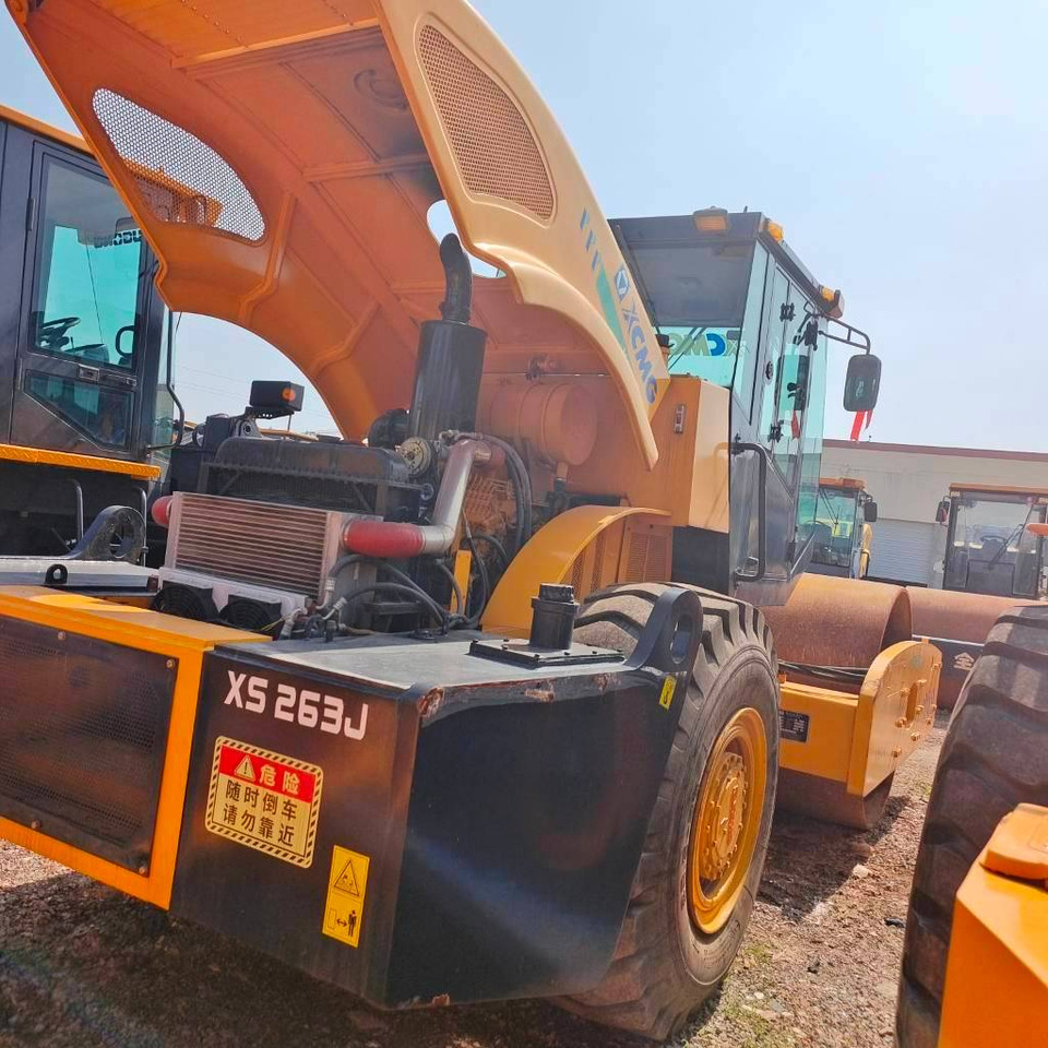 XCMG XS263J - Schapenpootwals/ Grondverdichter: afbeelding 3 XCMG XS263J - Schapenpootwals/ Grondverdichter: afbeelding 3