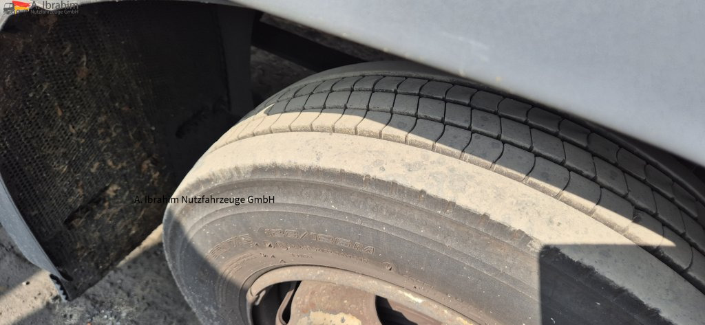 MAN TGL 8.150 4X2 BL Unfallschaden bedingt fahrbereit, Motor ok - Bestelwagen: afbeelding 5 MAN TGL 8.150 4X2 BL Unfallschaden bedingt fahrbereit, Motor ok - Bestelwagen: afbeelding 5