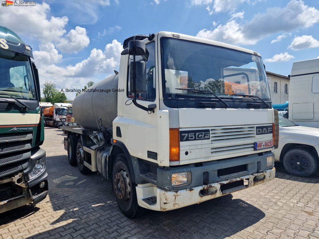 Interieur foto 1: Leasing Daf CF 290 Wassertank 13500 L, Tank verzinkt Vorlauf- Lift- Lenkachse Daf CF 290 Wassertank 13500 L, Tank verzinkt Vorlauf- Lift- Lenkachse