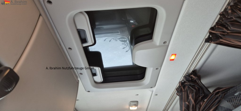 Daf XF 450 FAR 6x2, Liftachse Schiebeplane, Edscha - Schuifzeilen vrachtwagen: afbeelding 4 Daf XF 450 FAR 6x2, Liftachse Schiebeplane, Edscha - Schuifzeilen vrachtwagen: afbeelding 4