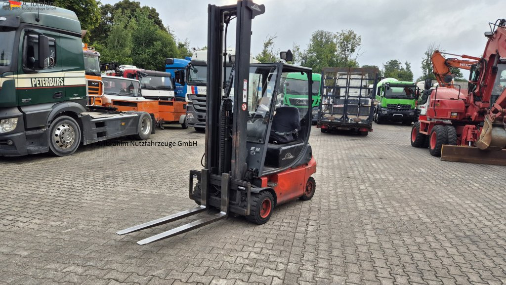 Linde E18 P Triplexmast Hubhöhe 6.60 m lt. Traglastdiagramm - Elektrische heftruck: afbeelding 1 Linde E18 P Triplexmast Hubhöhe 6.60 m lt. Traglastdiagramm - Elektrische heftruck: afbeelding 1
