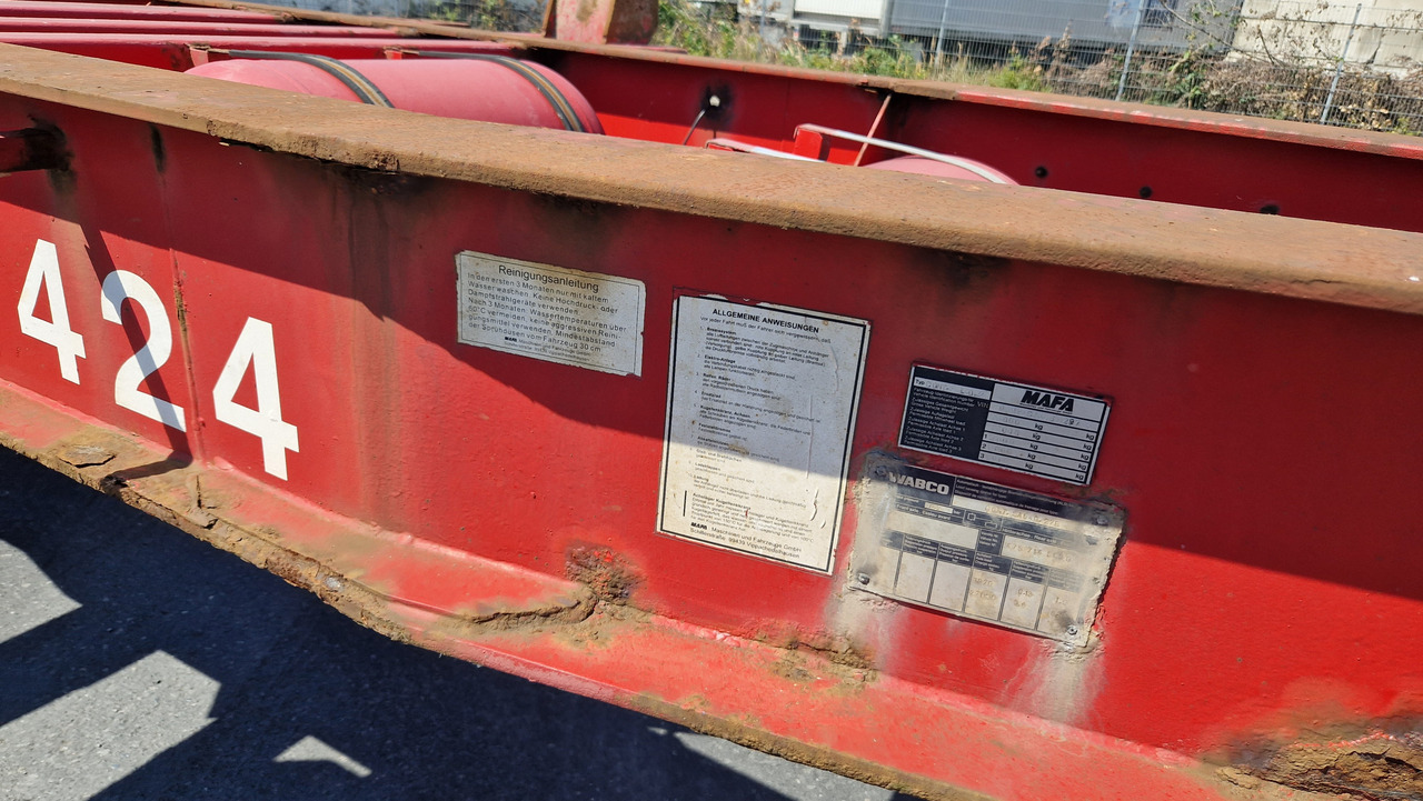 MAFA 20.30.40. ft Containerchassis - Containertransporter/ Wissellaadbak oplegger: afbeelding 2 MAFA 20.30.40. ft Containerchassis - Containertransporter/ Wissellaadbak oplegger: afbeelding 2