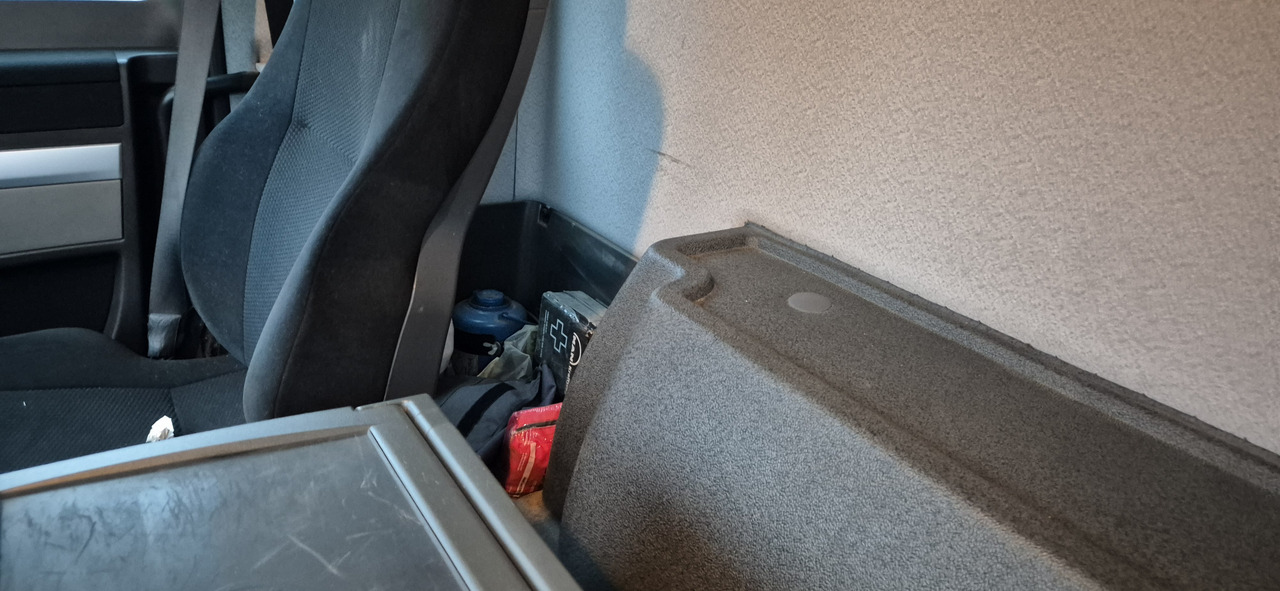 MAN 28.440 TGS 26.440 mit PK 18002 Kran - Kraanwagen, Vrachtwagen met open laadbak: afbeelding 5 MAN 28.440 TGS 26.440 mit PK 18002 Kran - Kraanwagen, Vrachtwagen met open laadbak: afbeelding 5