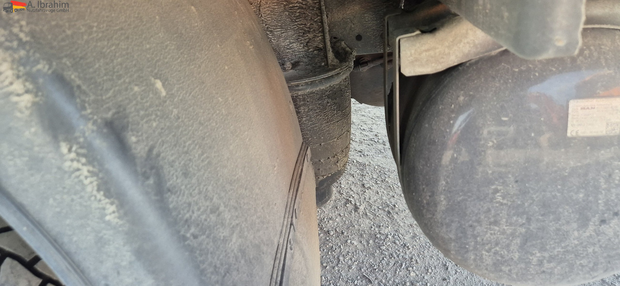 MAN TGL 8.160 4x2 Brotkoffer mit Kühlfach nicht fahrbereit ! nicht rollfähig - Koelwagen: afbeelding 4 MAN TGL 8.160 4x2 Brotkoffer mit Kühlfach nicht fahrbereit ! nicht rollfähig - Koelwagen: afbeelding 4