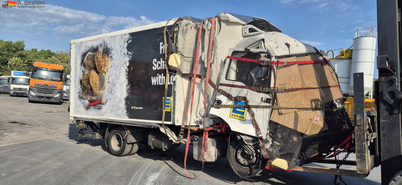 MAN TGL 8.160 4x2 Brotkoffer mit Kühlfach nicht fahrbereit ! nicht rollfähig - Koelwagen: afbeelding 1 MAN TGL 8.160 4x2 Brotkoffer mit Kühlfach nicht fahrbereit ! nicht rollfähig - Koelwagen: afbeelding 1