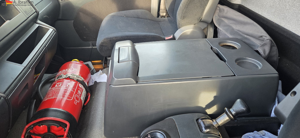 MAN TGM 18.290 Carrier Supra 950 U | LBW | 2 Kammer MT | Schneeketten - Koelwagen vrachtwagen: afbeelding 2 MAN TGM 18.290 Carrier Supra 950 U | LBW | 2 Kammer MT | Schneeketten - Koelwagen vrachtwagen: afbeelding 2