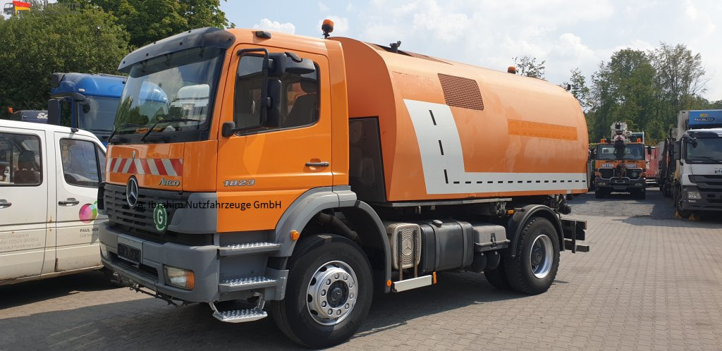Veegwagen Mercedes-Benz 1823: afbeelding 8