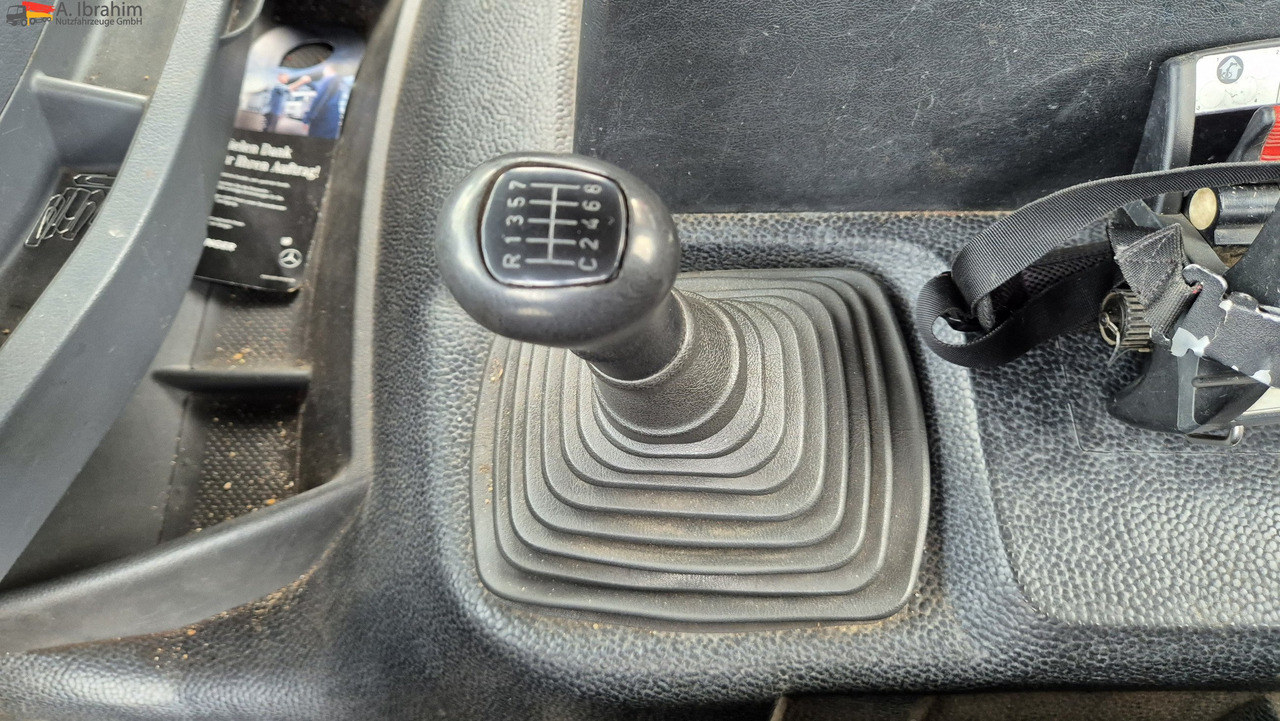 Vrachtwagen met open laadbak, Kraanwagen Mercedes-Benz 1833 HIAB Kran, Funk FB Scheckheft gepflegt bei Mercedes: afbeelding 6