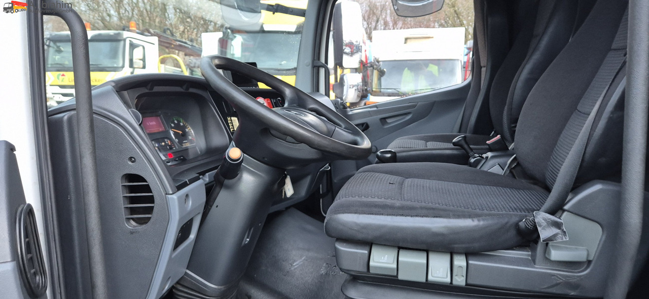 Mercedes-Benz 816L LBW, Blatt gefedert - Bestelwagen gesloten laadbak: afbeelding 5 Mercedes-Benz 816L LBW, Blatt gefedert - Bestelwagen gesloten laadbak: afbeelding 5