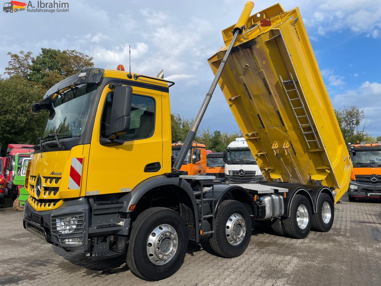 Mercedes-Benz AROCS 4143 8x4 Carnehl Kipper 20 m³ - Kipper vrachtwagen: afbeelding 1 Mercedes-Benz AROCS 4143 8x4 Carnehl Kipper 20 m³ - Kipper vrachtwagen: afbeelding 1