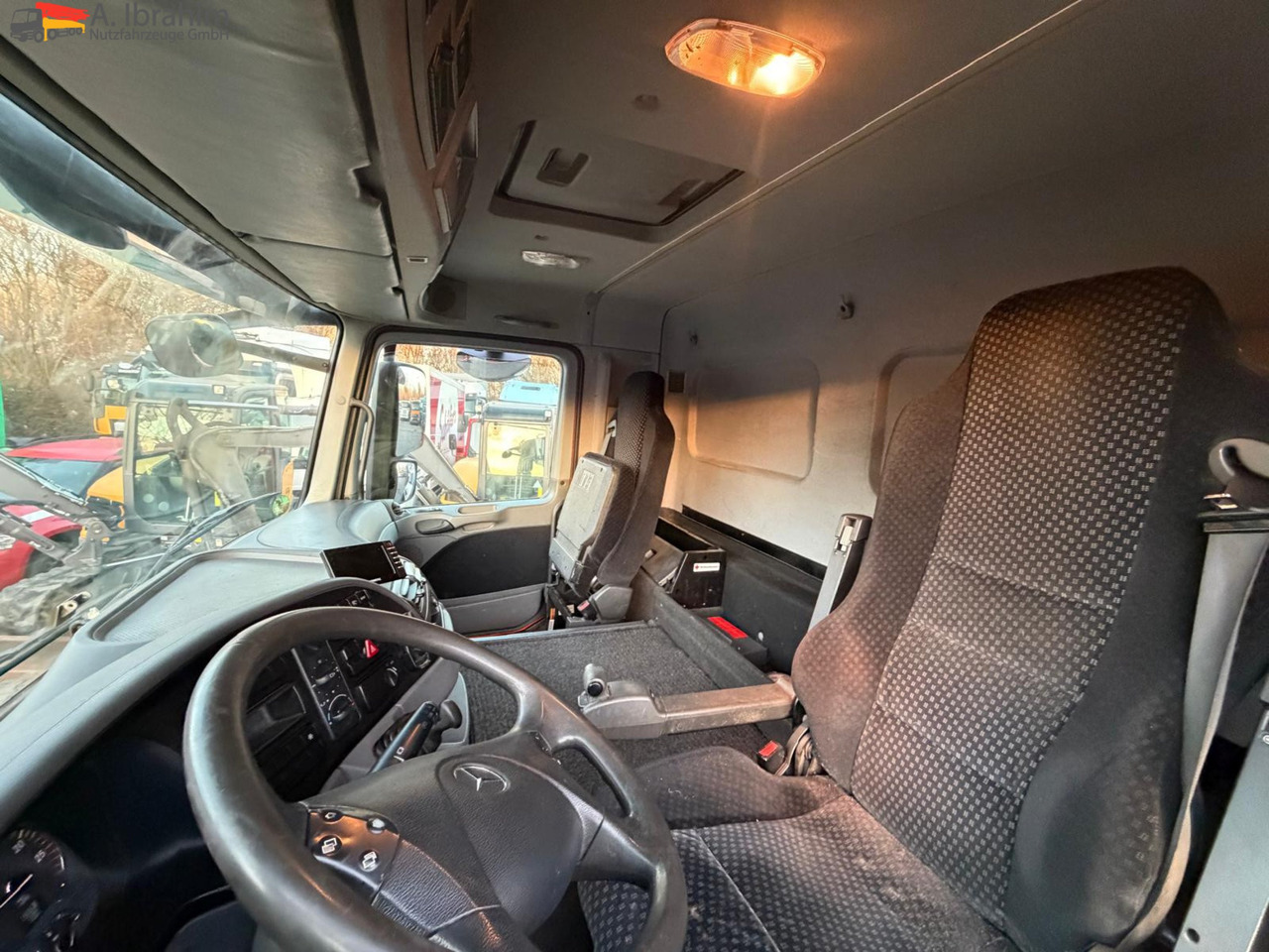 Mercedes-Benz Actros 2532L 6x2 | Lift-Lenkachse | Euro 5 | mp3 - Schuifzeilen vrachtwagen: afbeelding 2 Mercedes-Benz Actros 2532L 6x2 | Lift-Lenkachse | Euro 5 | mp3 - Schuifzeilen vrachtwagen: afbeelding 2