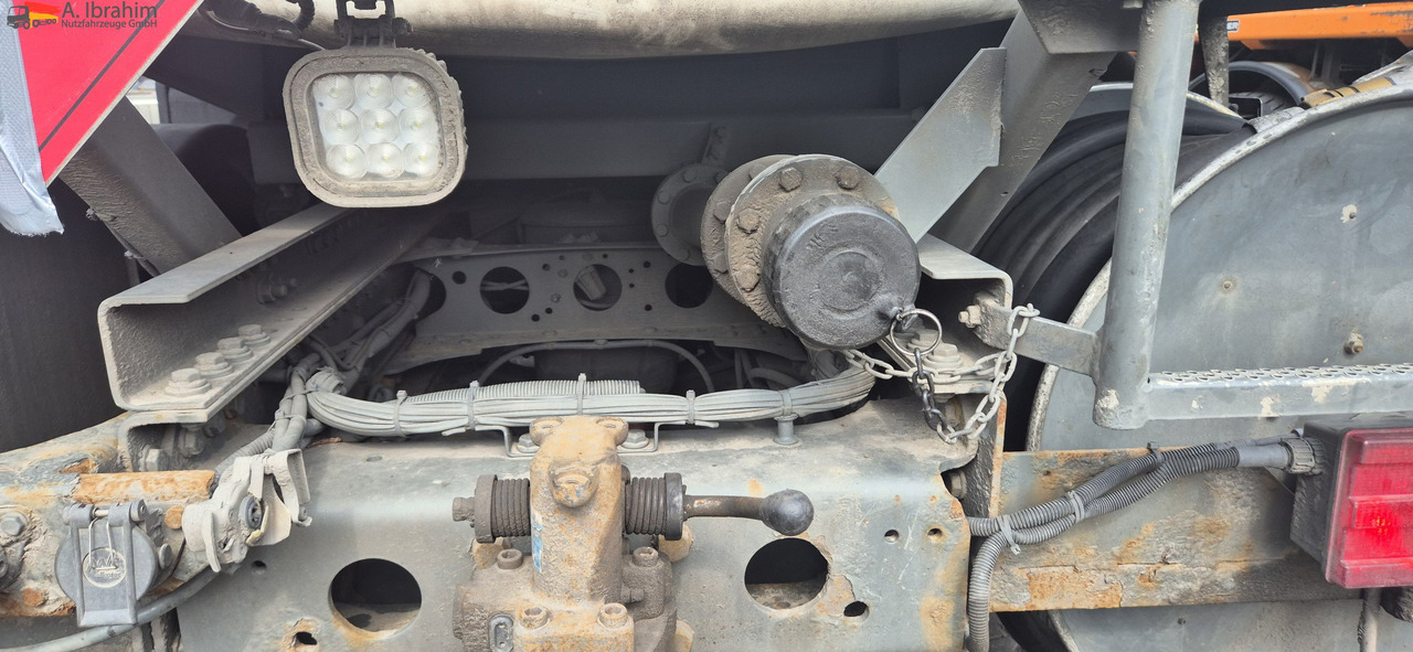 Tankwagen Mercedes-Benz Actros 2536 L 3 Kammern, 19500 L, mp3, Oben Unten Befüllung: afbeelding 7 Tankwagen Mercedes-Benz Actros 2536 L 3 Kammern, 19500 L, mp3, Oben Unten Befüllung: afbeelding 7