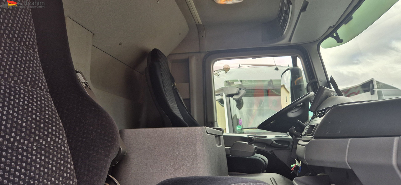 Mercedes-Benz DB 2536, 7,50 m Koffer LBW, Kamera, Carrier 850 Liftachse, mp3 - Koelwagen vrachtwagen: afbeelding 3 Mercedes-Benz DB 2536, 7,50 m Koffer LBW, Kamera, Carrier 850 Liftachse, mp3 - Koelwagen vrachtwagen: afbeelding 3