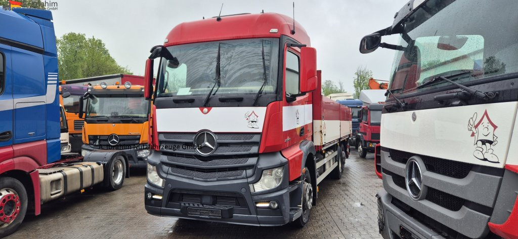 Mercedes-Benz DB 2545 HIAB 166 mit Zange. Lift-Lenkachse einsatzbereit - Vrachtwagen met open laadbak, Kraanwagen: afbeelding 1 Mercedes-Benz DB 2545 HIAB 166 mit Zange. Lift-Lenkachse einsatzbereit - Vrachtwagen met open laadbak, Kraanwagen: afbeelding 1