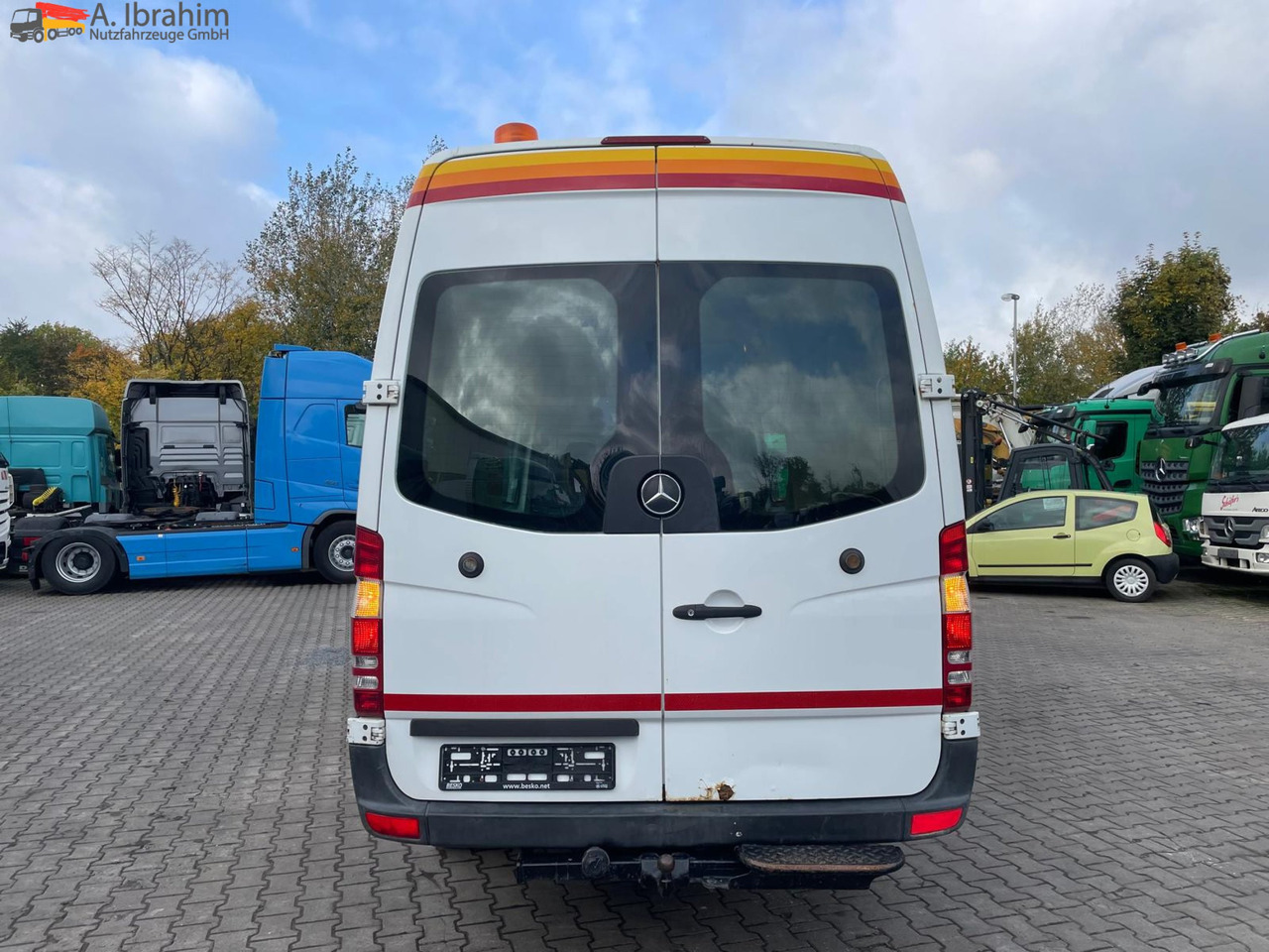 Leasing Mercedes-Benz Sprinter DB 319 CDI Geschlossen Kasten | 15 m³ | V6 | 4.5 m Radstand Mercedes-Benz Sprinter DB 319 CDI Geschlossen Kasten | 15 m³ | V6 | 4.5 m Radstand: afbeelding 11