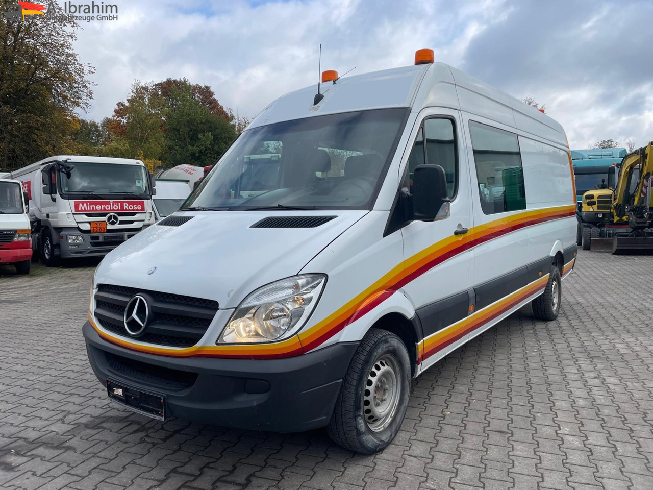 Mercedes-Benz Sprinter DB 319 CDI Geschlossen Kasten | 15 m³ | V6 | 4.5 m Radstand - Gesloten bestelwagen: afbeelding 1 Mercedes-Benz Sprinter DB 319 CDI Geschlossen Kasten | 15 m³ | V6 | 4.5 m Radstand - Gesloten bestelwagen: afbeelding 1