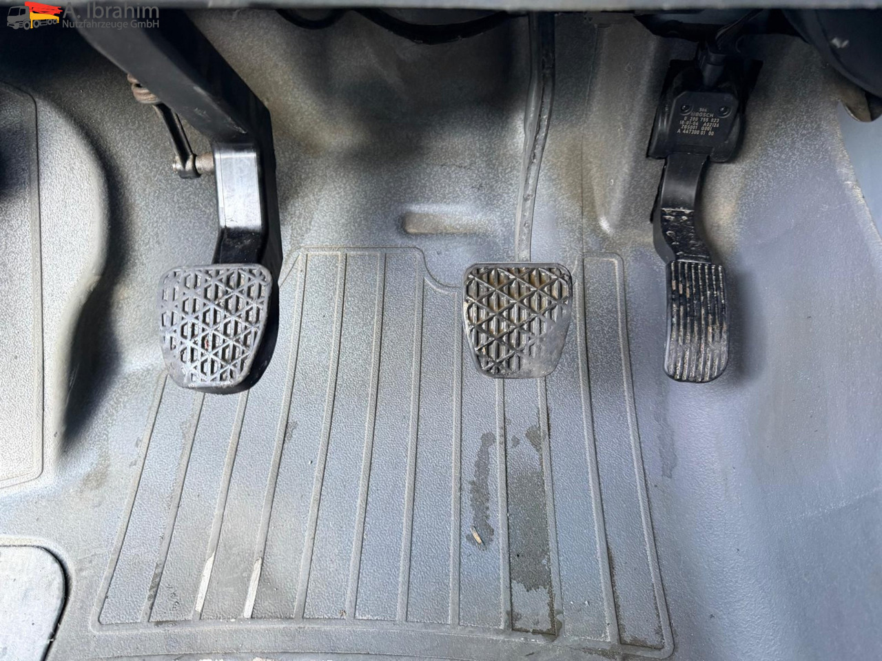 Mercedes-Benz Vito 116 CDI Standheizung | BF 3 | GST Anlage - Zelfrijdende verkoopwagen: afbeelding 4 Mercedes-Benz Vito 116 CDI Standheizung | BF 3 | GST Anlage - Zelfrijdende verkoopwagen: afbeelding 4