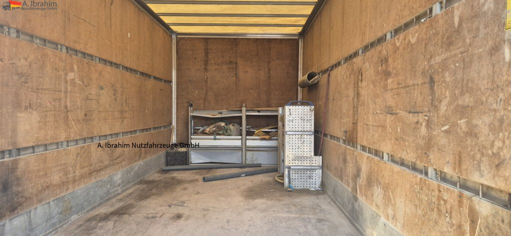 Renault Midlum 180 DCI Werkstattkoffer mit Treppe - Bestelwagen gesloten laadbak: afbeelding 5 Renault Midlum 180 DCI Werkstattkoffer mit Treppe - Bestelwagen gesloten laadbak: afbeelding 5