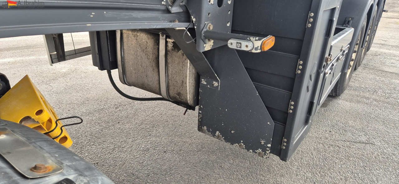 SPITZER SKL2745CAL leichter Anfahrschaden elektr. Pumpe - Bulkoplegger: afbeelding 3 SPITZER SKL2745CAL leichter Anfahrschaden elektr. Pumpe - Bulkoplegger: afbeelding 3