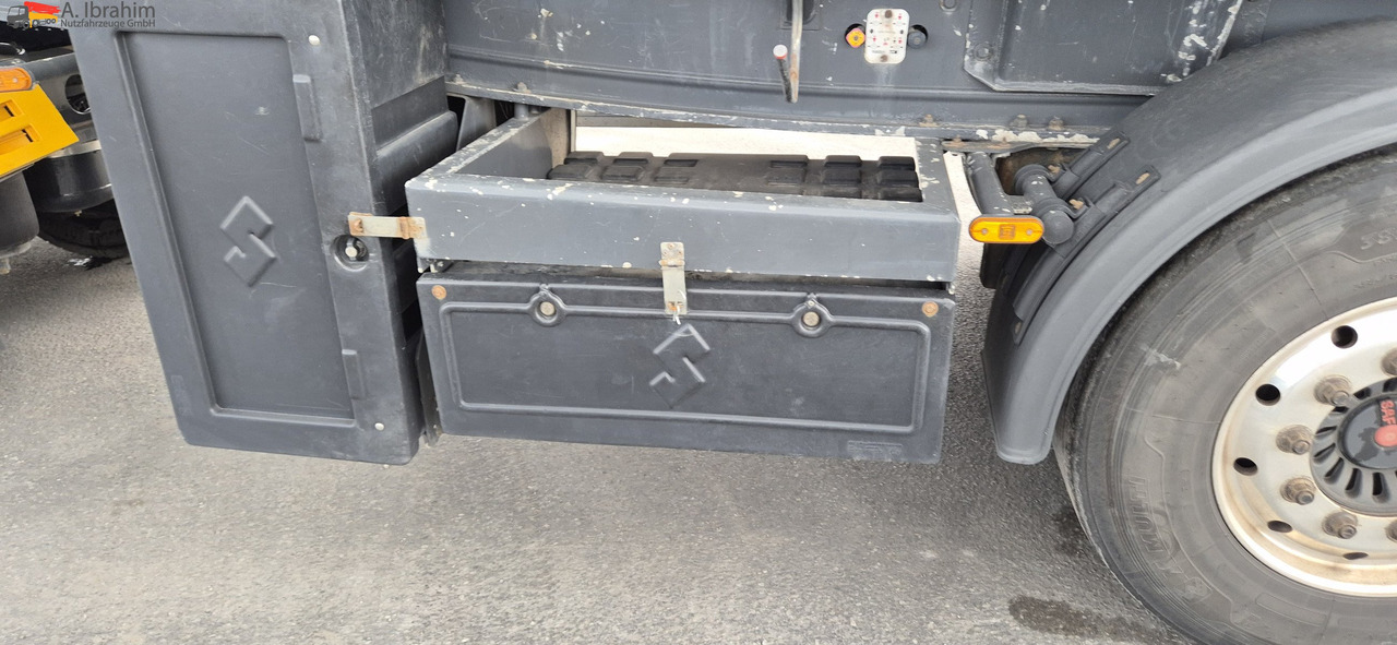 SPITZER SKL2745CAL leichter Anfahrschaden elektr. Pumpe - Bulkoplegger: afbeelding 4 SPITZER SKL2745CAL leichter Anfahrschaden elektr. Pumpe - Bulkoplegger: afbeelding 4