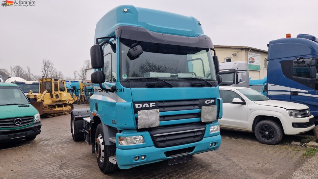 Daf FT CF 2x Nebenantrieb, Kipphydraulik deutsches Fahrzeug, fehlerfrei im Display - Trekker: afbeelding 2 Daf FT CF 2x Nebenantrieb, Kipphydraulik deutsches Fahrzeug, fehlerfrei im Display - Trekker: afbeelding 2