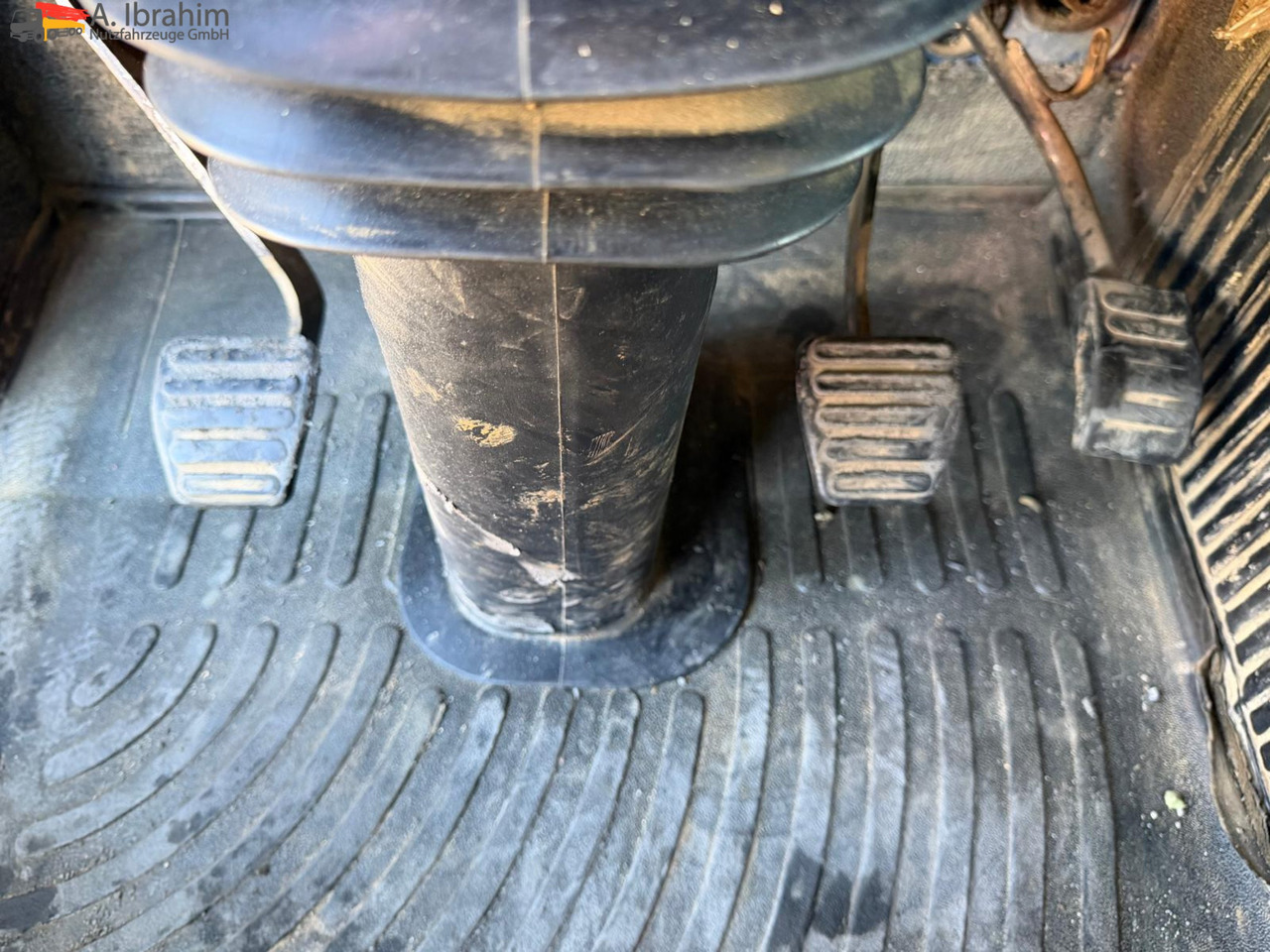 MAN 26.464 6x4 | Retarder | Klima | Schaltgetriebe | 3 Pedals - Trekker: afbeelding 3 MAN 26.464 6x4 | Retarder | Klima | Schaltgetriebe | 3 Pedals - Trekker: afbeelding 3