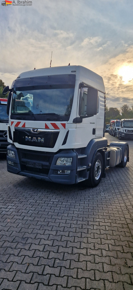 MAN TGS 18.400 PTO für Kompressor deutsches Fahrzeug - Trekker: afbeelding 1 MAN TGS 18.400 PTO für Kompressor deutsches Fahrzeug - Trekker: afbeelding 1