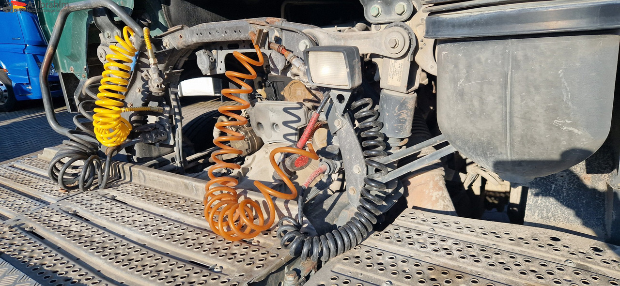 Mercedes-Benz 1840 Actros, 3x vorhanden, identisch - Trekker: afbeelding 5 Mercedes-Benz 1840 Actros, 3x vorhanden, identisch - Trekker: afbeelding 5