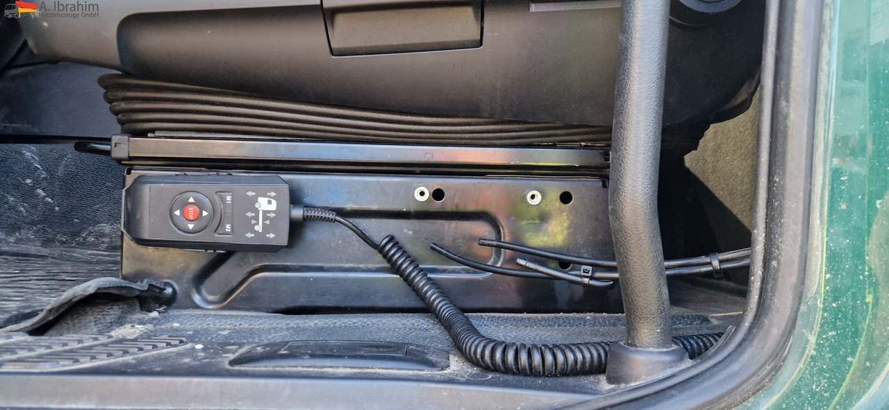 Mercedes-Benz 1840 Actros, 3x vorhanden, identisch - Trekker: afbeelding 2 Mercedes-Benz 1840 Actros, 3x vorhanden, identisch - Trekker: afbeelding 2