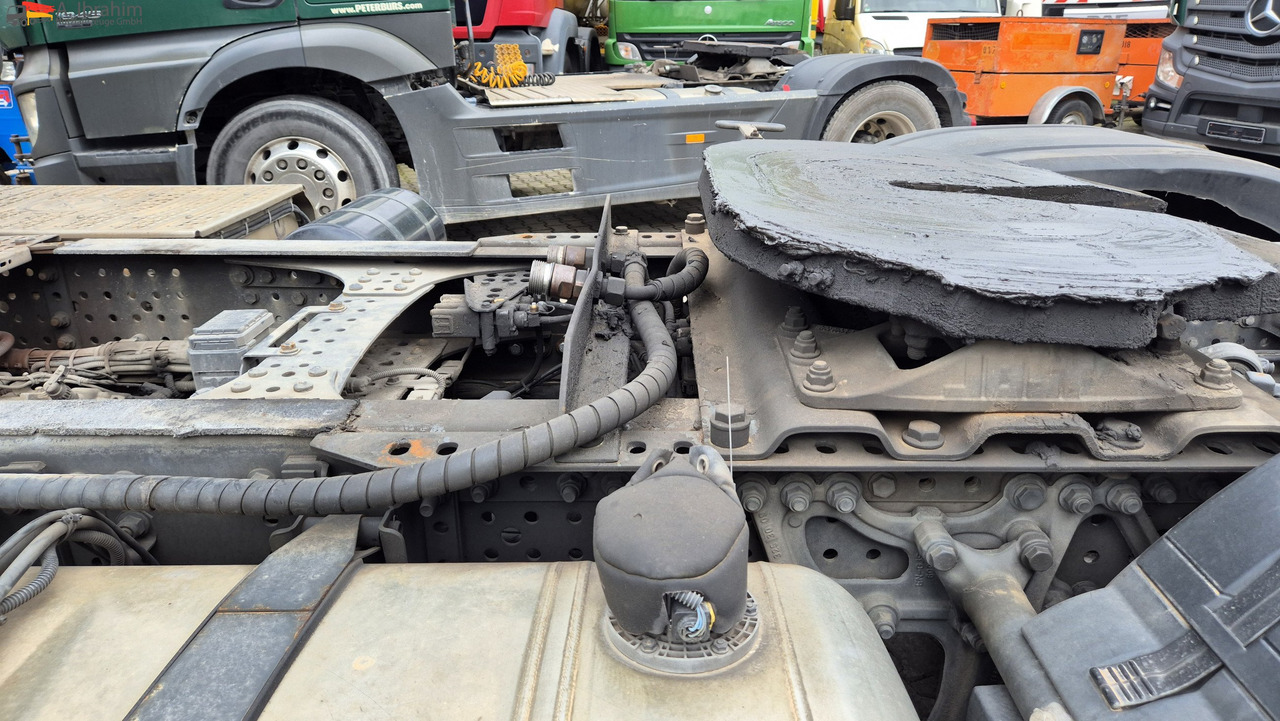 Mercedes-Benz 1840 mehrfach vorhanden - Trekker: afbeelding 5 Mercedes-Benz 1840 mehrfach vorhanden - Trekker: afbeelding 5