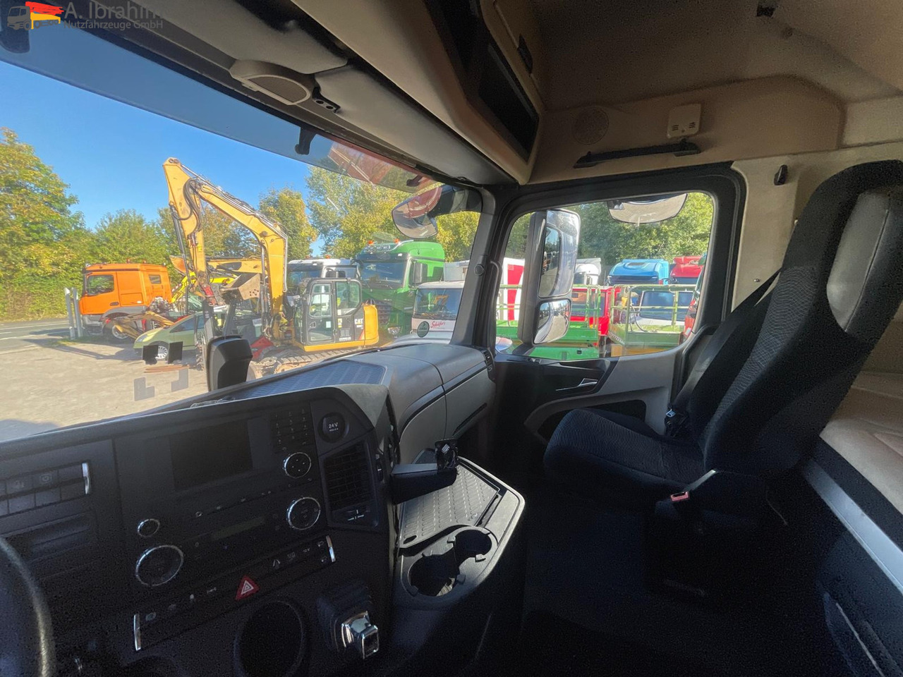 Mercedes-Benz 1842 LS Retarder Klima, Zustand gut, fehlerfrei deutsches Fahrzeug - Trekker: afbeelding 5 Mercedes-Benz 1842 LS Retarder Klima, Zustand gut, fehlerfrei deutsches Fahrzeug - Trekker: afbeelding 5