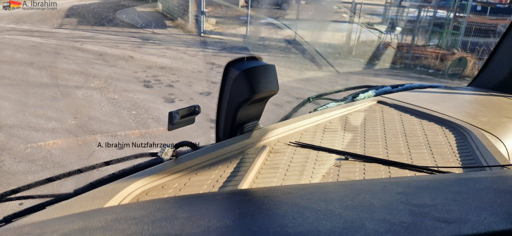 Mercedes-Benz 1842 sehr sauber, deutsches Fahrzeug einsatzbereit - Trekker: afbeelding 3 Mercedes-Benz 1842 sehr sauber, deutsches Fahrzeug einsatzbereit - Trekker: afbeelding 3
