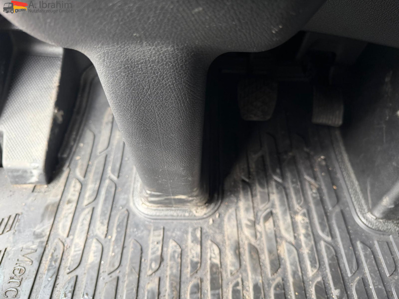 Mercedes-Benz 1842LS Retarder | 4x2 | Klima | MegaSpace - Trekker: afbeelding 3 Mercedes-Benz 1842LS Retarder | 4x2 | Klima | MegaSpace - Trekker: afbeelding 3