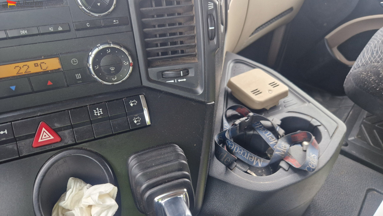 Mercedes-Benz 1843 Kipphydraulik, Standklima - Trekker: afbeelding 3 Mercedes-Benz 1843 Kipphydraulik, Standklima - Trekker: afbeelding 3