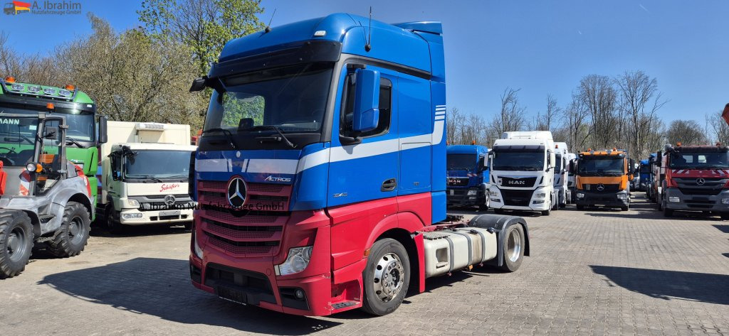 Mercedes-Benz 1843 Klima, Retarder, Topzustand, einsatzbereit - Trekker: afbeelding 1 Mercedes-Benz 1843 Klima, Retarder, Topzustand, einsatzbereit - Trekker: afbeelding 1